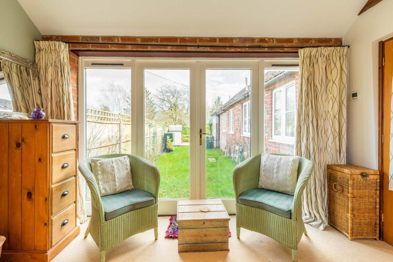 Host & Stay - Woodfalls Barn Burgh and Tuttington Exterior foto
