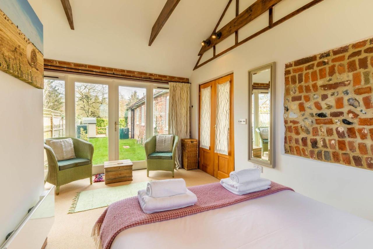Host & Stay - Woodfalls Barn Burgh and Tuttington Exterior foto