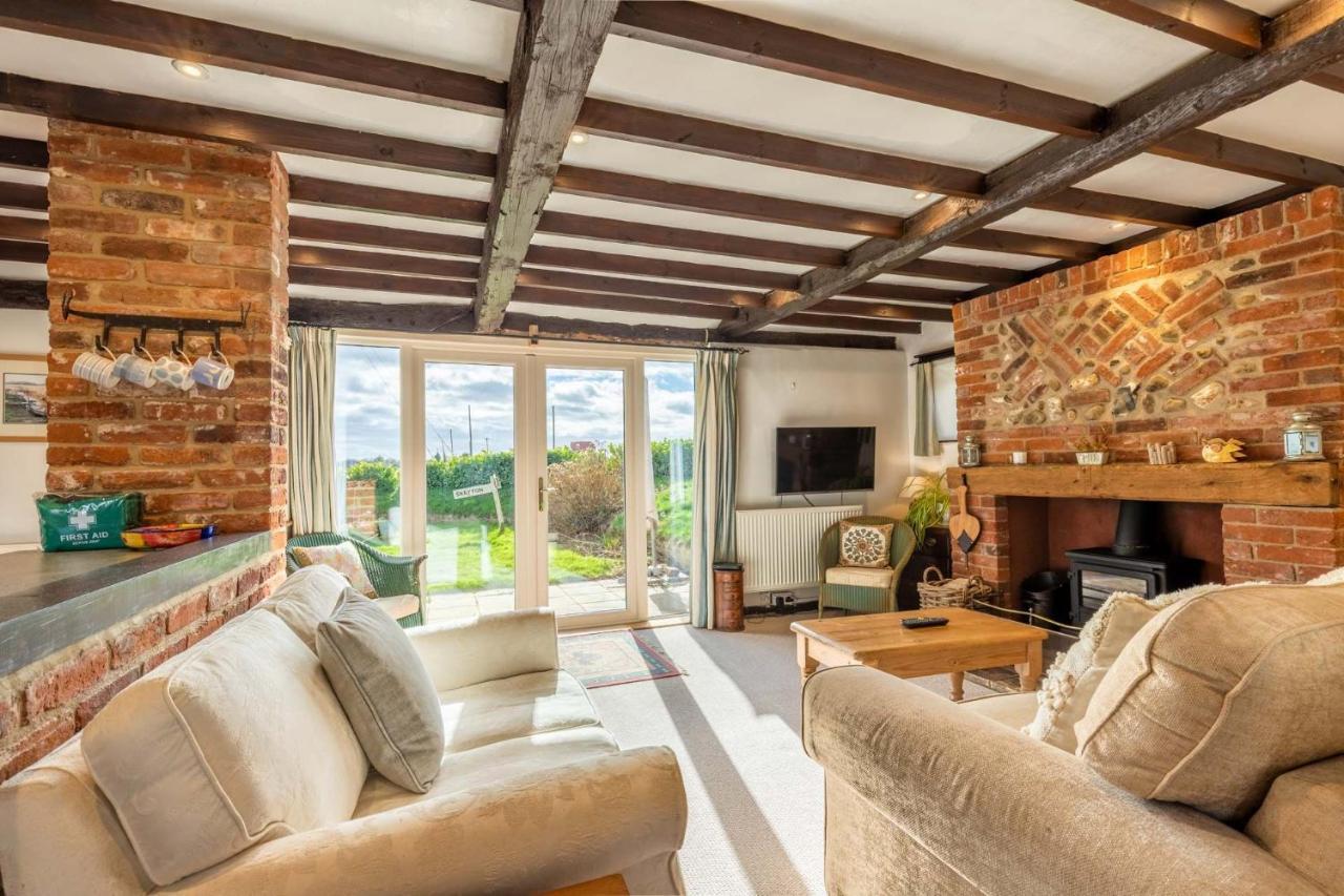 Host & Stay - Woodfalls Barn Burgh and Tuttington Exterior foto