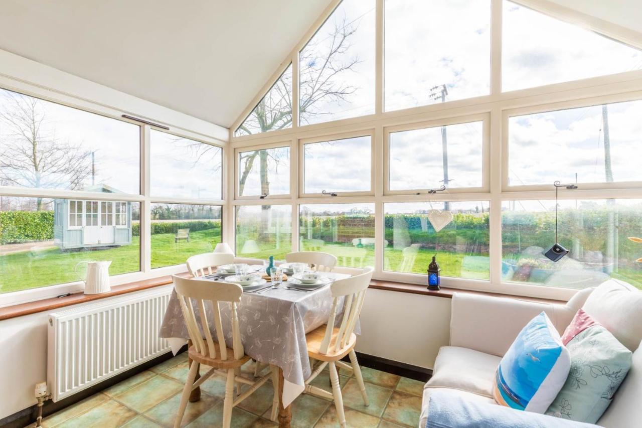 Host & Stay - Woodfalls Barn Burgh and Tuttington Exterior foto