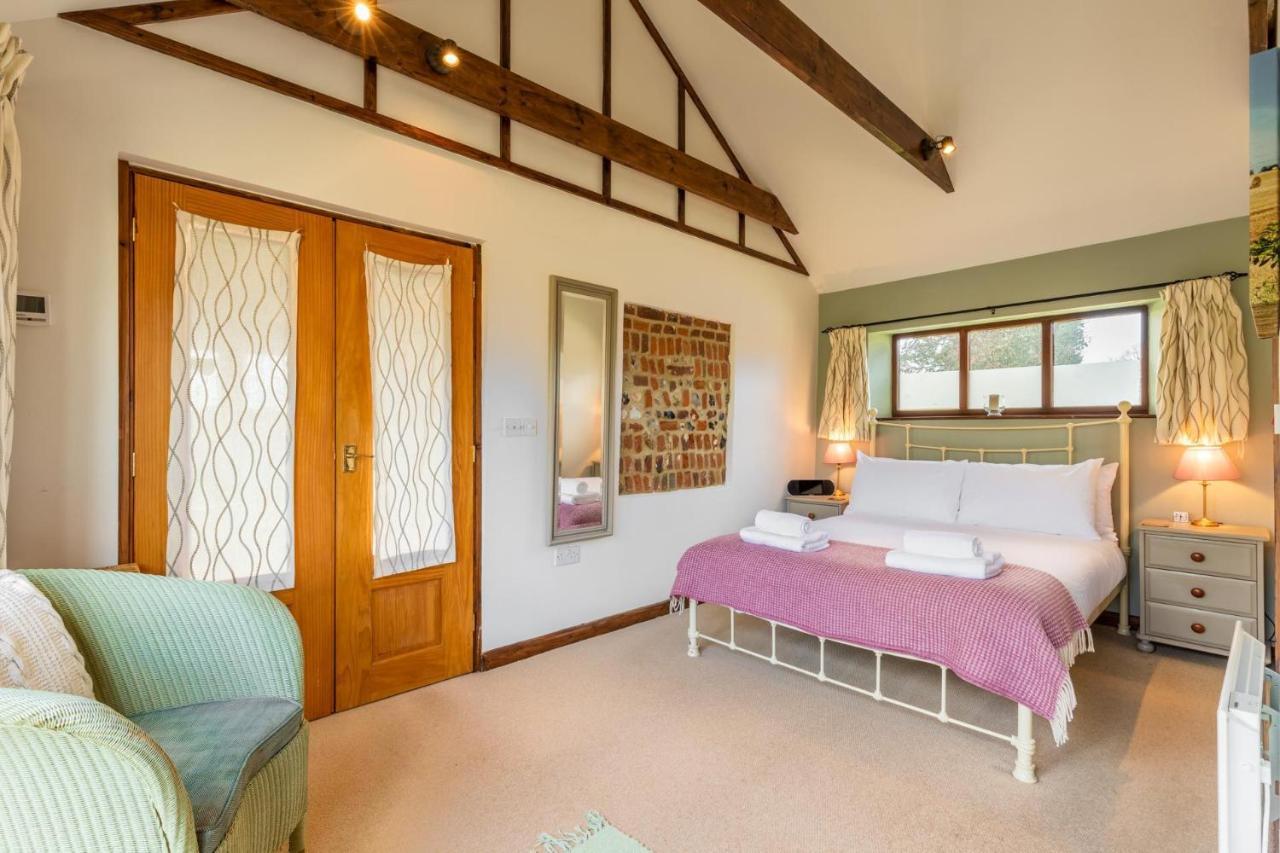 Host & Stay - Woodfalls Barn Burgh and Tuttington Exterior foto
