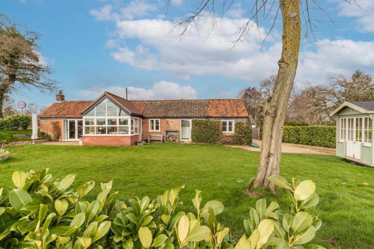 Host & Stay - Woodfalls Barn Burgh and Tuttington Exterior foto